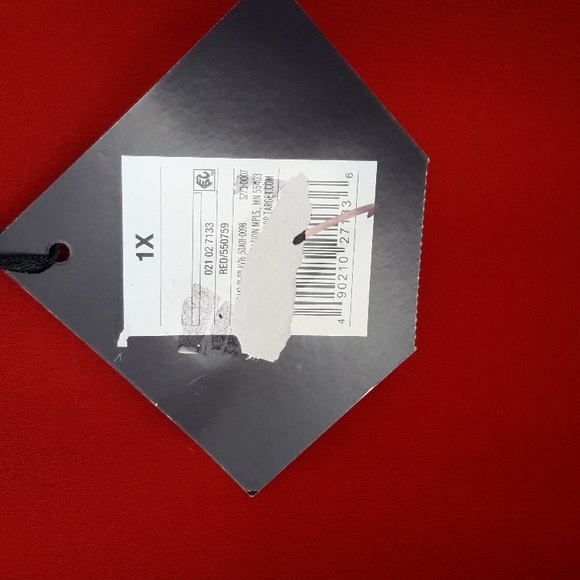 Nwt's  Ava & Viv NWT beautiful red blouse Size 1x - Picture 3 of 9